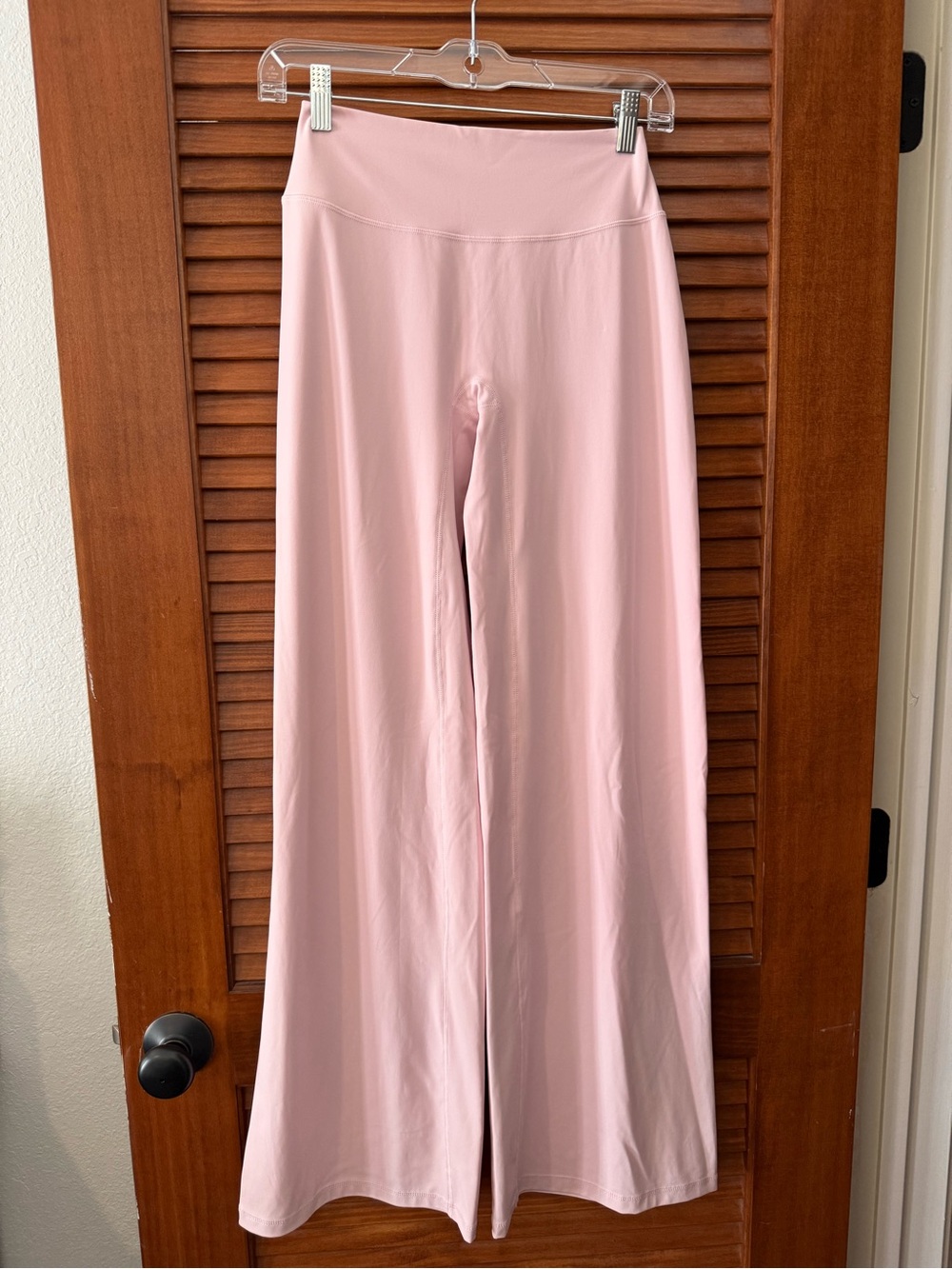 Viral Wide leg leggings NWOT Size M